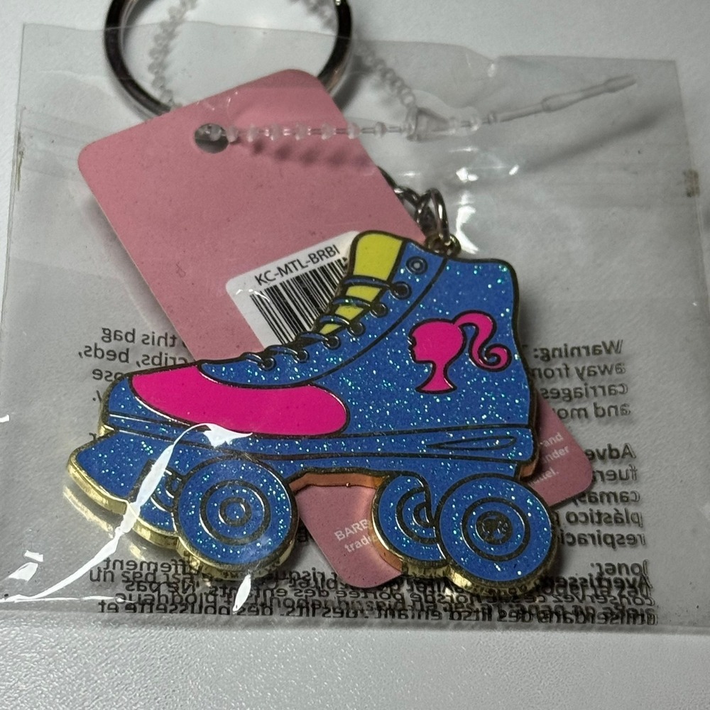 Barbie‎ Roller Skate Keychain New in Package Collectible 2023 Mattel Blue Pink
